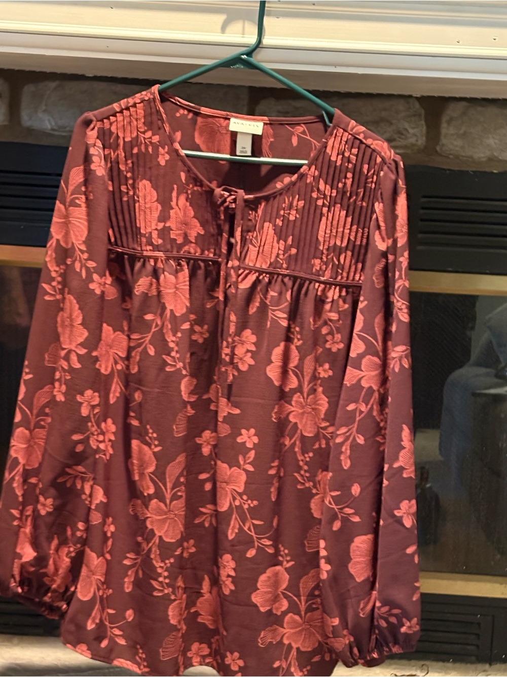 Ava & Viv Burgundy and Rose Floral Pintuck Peasant Top